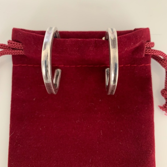 Sterling Silver .925 Modern Square Hoop Earrings – Minimalist Geometric Design - Picture 3 of 5